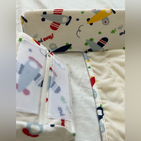 Ocean Fry baby side pillow -airplane world - Picture 2 of 6